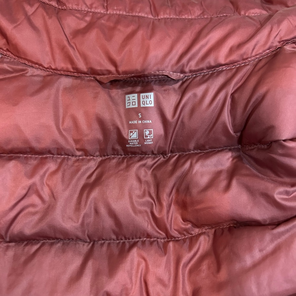UNIQLO Lightweight Jacket Small - Picture 2 of 2